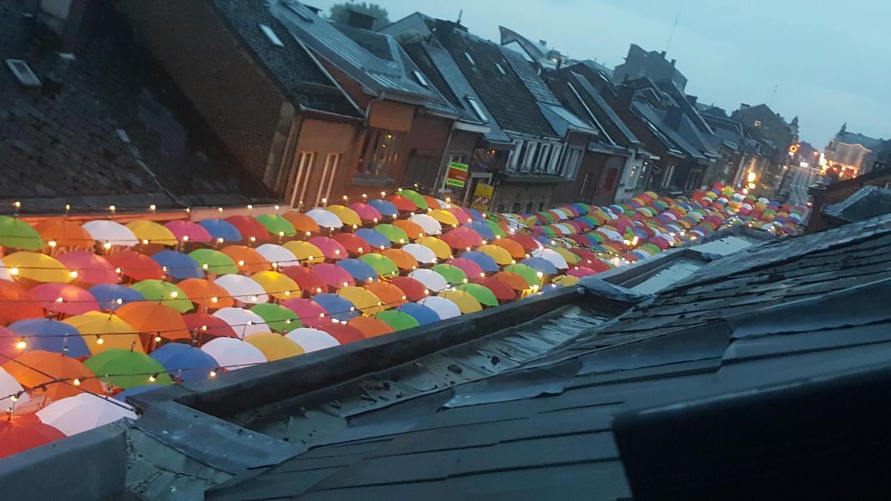 Le Patio Belle Maison En Plein Centre Ville, Avec Grande Terrasse Au Calme Bastogne Bagian luar foto