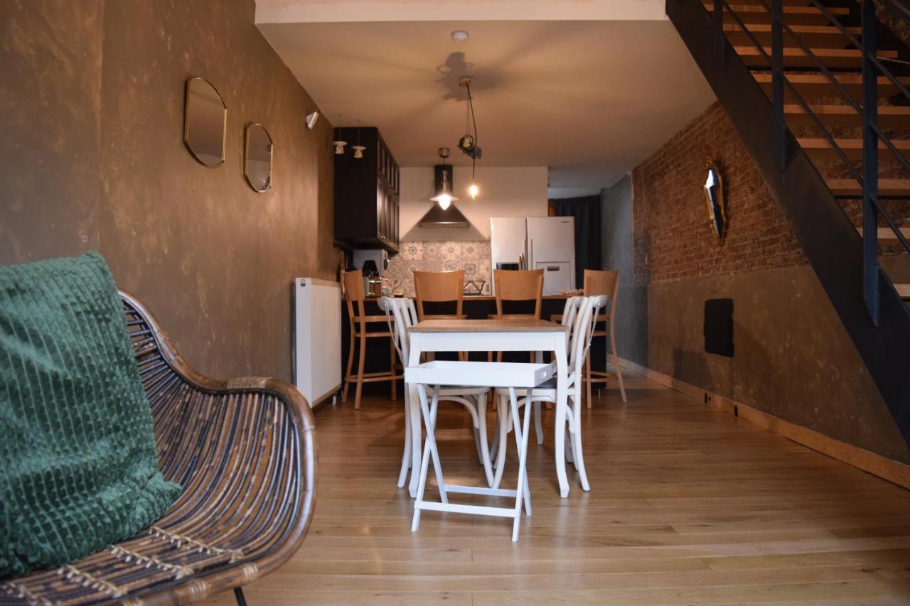 Le Patio Belle Maison En Plein Centre Ville, Avec Grande Terrasse Au Calme Bastogne Bagian luar foto